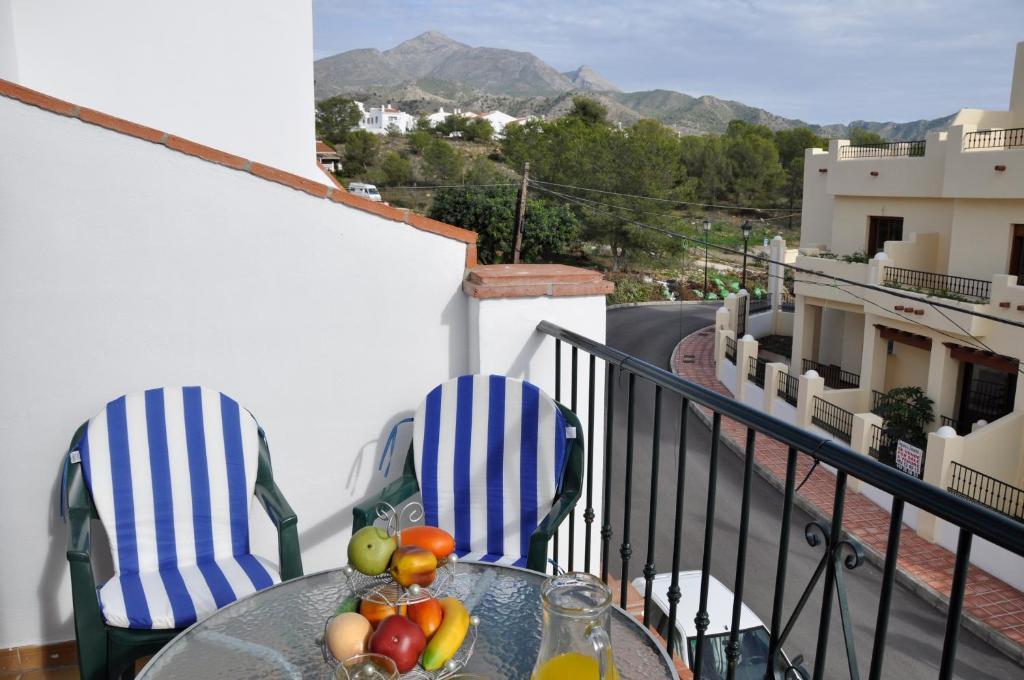 Nerja Paradise Rentals - Chimenea Apts Habitación foto