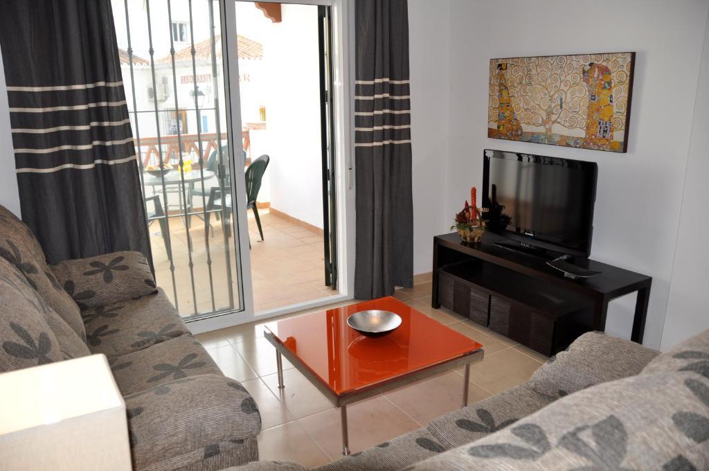 Nerja Paradise Rentals - Chimenea Apts Habitación foto